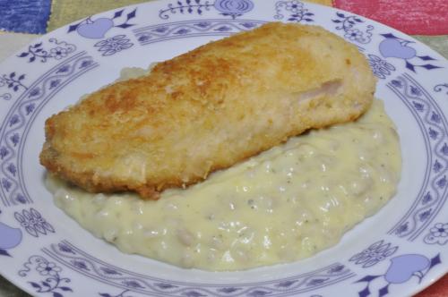 Jak uvařit kuřecí řízky se šalvějí  a kroupovou kaší? Snadné recept, připravený za 30 - 45 minut